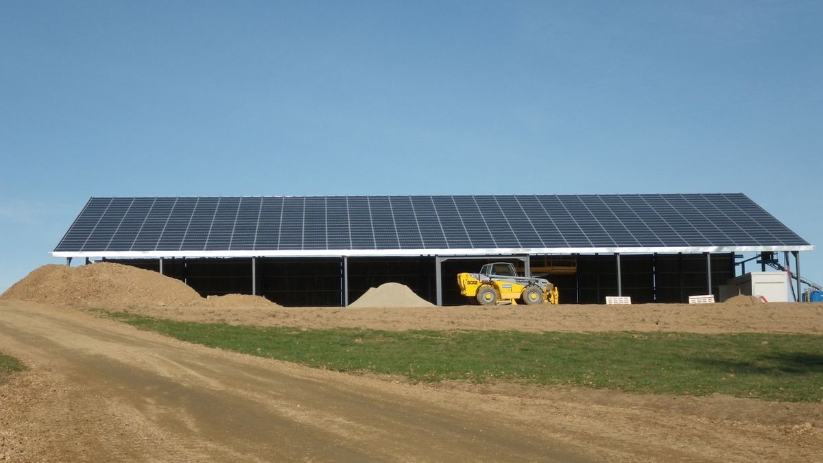 Couverture agricole photovoltaïque